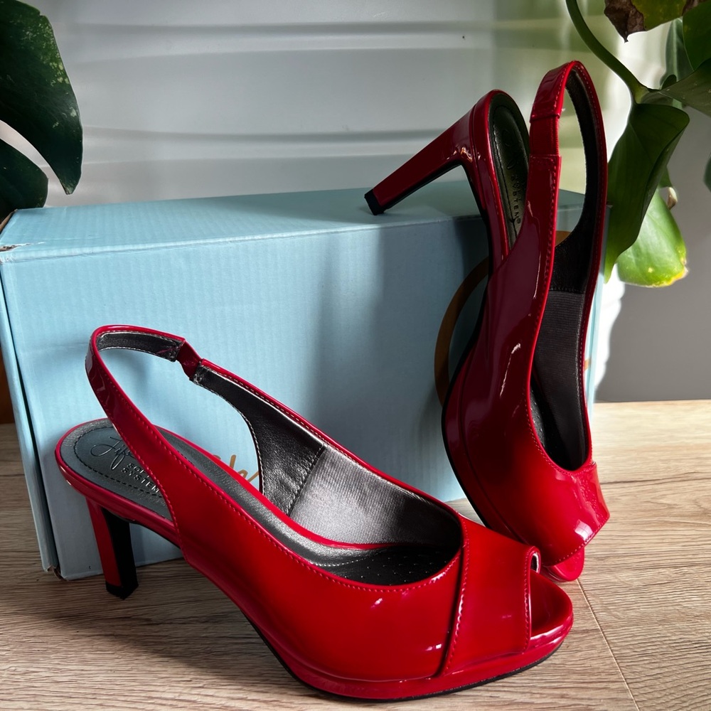 Life Stride Women's Red Peep Toe Slingback Shoes/size 6M